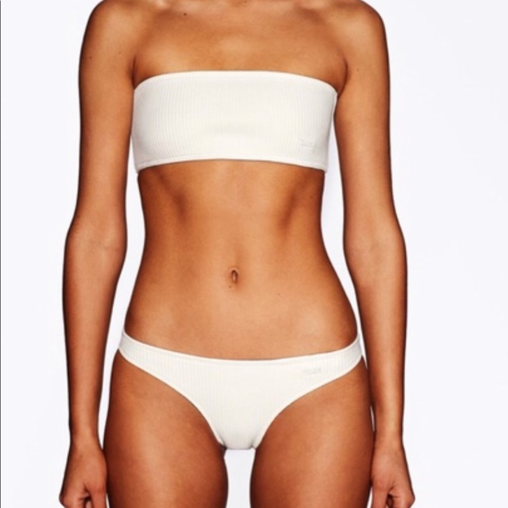 Triangle Twinnie Bikini
